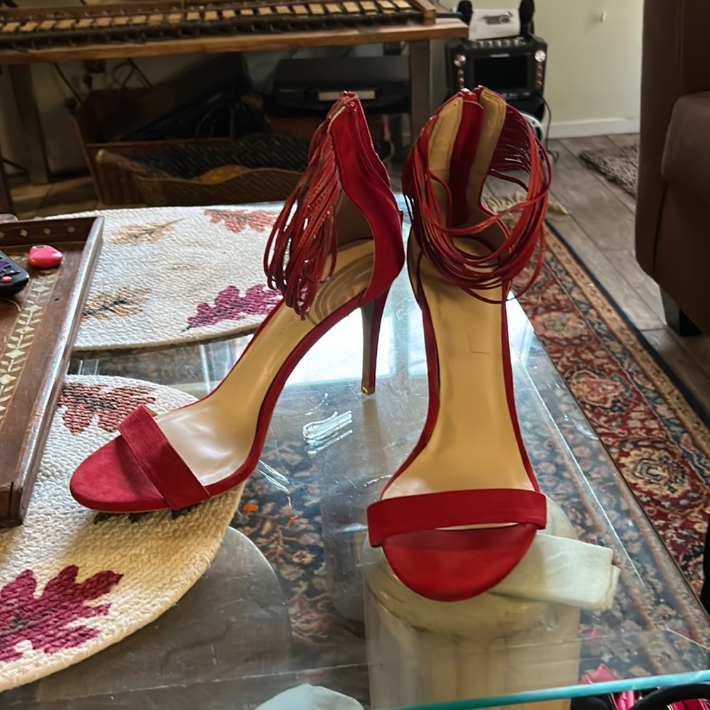 Red heel